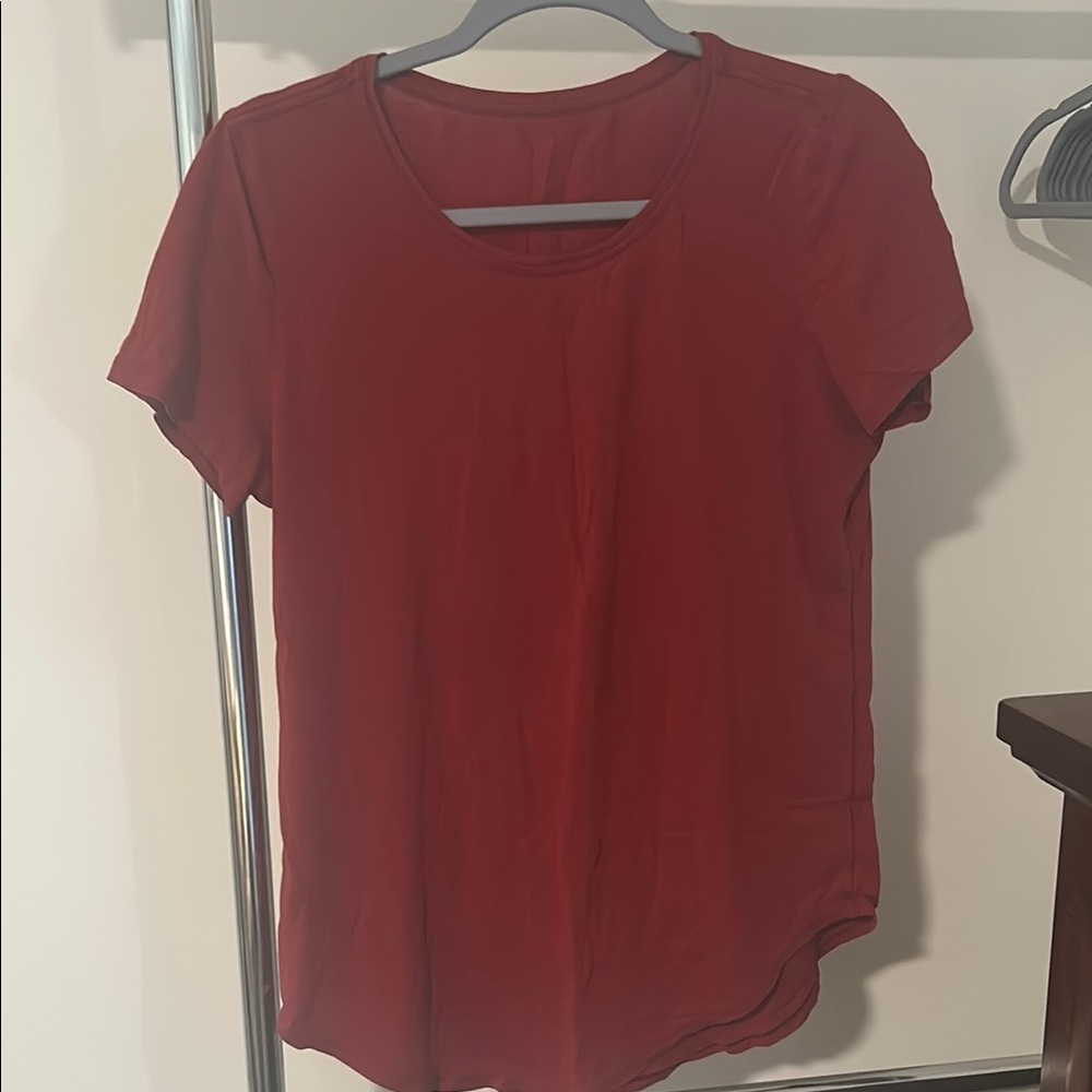 Lululemon Athletica Red Short Sleeve Tee